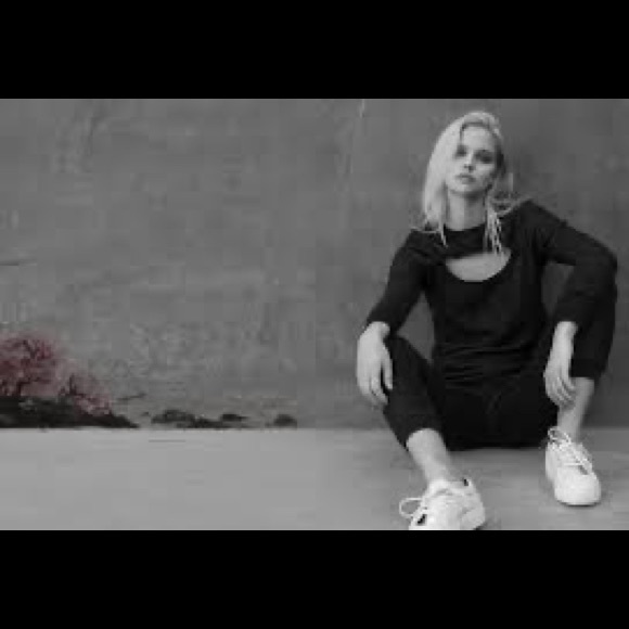 Koral Activewear • Black Breach Keyhole Front Crewneck Sweater - Picture 2 of 10